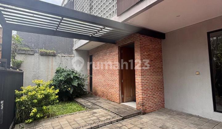 Rumah Bagus Modern Minimalis Siap Huni di Lebak Bulus Jakarta Selatan, Dekat Citos