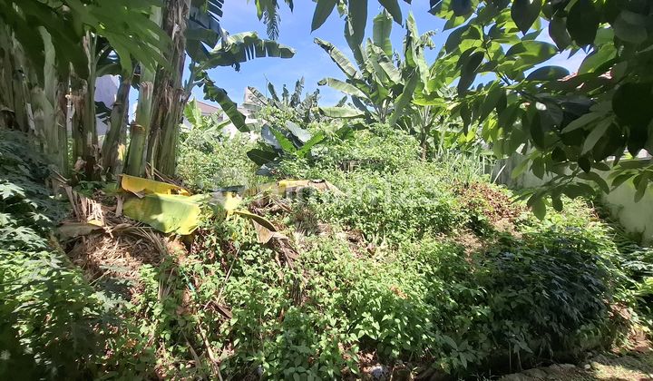 Kavling Siap Bangun Bentuk Ngantong di Villa Melati Mas