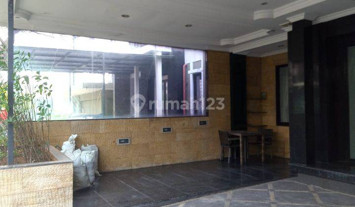 Dijual Town House Cosmo Park Siap Huni 2 KT di Atas Mall Thamrin City 2