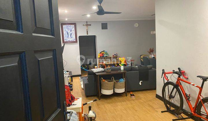 Dijual Rumah Minimalis 1,5 Lantai, Rapih, Baru Renov di Perumahan Kosambi Baru 1