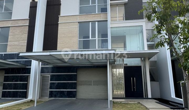 Disewakan Rumah Cantik, Luas, Signature Mozart Golf Island di PIK 1 2