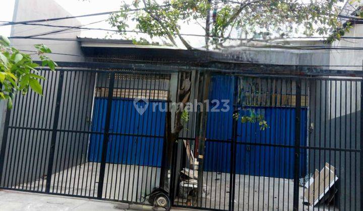 Disewakan Ruko 2 Lantai di Jalan Pademangan, Jakarta Utara 1