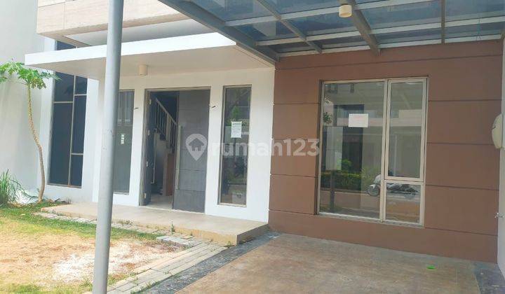 Dijual Rumah Full Furnished + Interior, Ukuran 10x15 M2 Di Golf Island, Pik 2