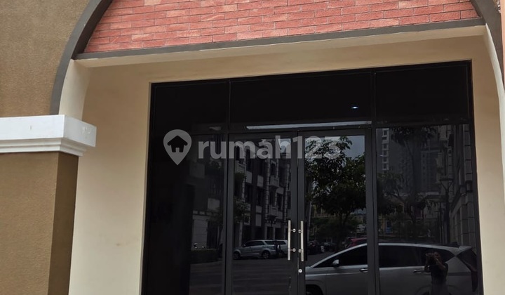 For Rent: PIK 2 Shop House, 2nd and 3rd Floors Already Partitioned, Neat and Tidy, Size 4.5x15 M2, Lake View, 2 Fronts, 3 Floors, Rental Price 125 Million/Year. For Rent: PIK 2 Shop House, 2nd and 3rd Floors Already Partitioned, Neat and Tidy, Size 4.5x15 M2, Lake View, 2 Fronts, 3 Floors, Rental Price 125 Million/Year.