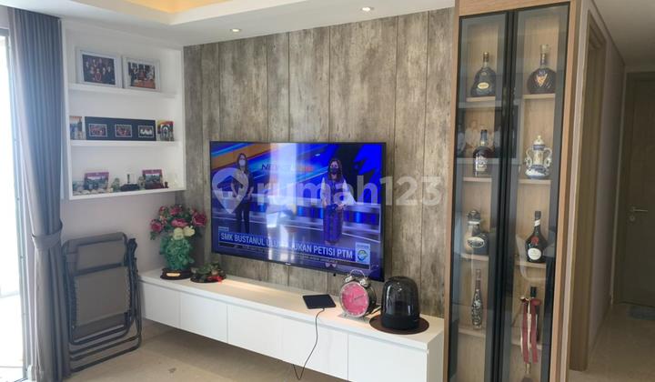 Disewakan 3 Br Luas 135 M2 Apartemen Gold Coast 285 Jt/tahun