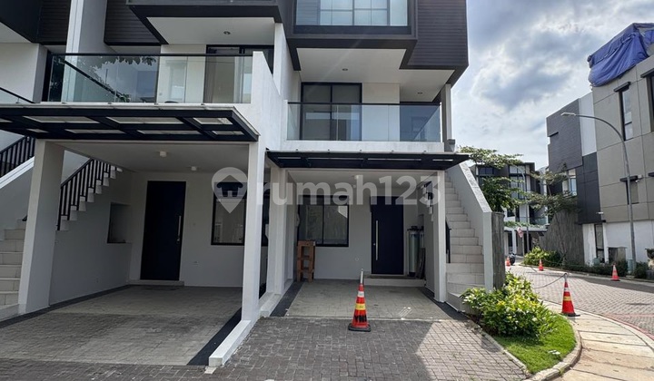 Disewakan Rumah Harmony Golf 3 Lantai Ff, Harga 185 Juta/tahun Disewakan Rumah Harmony Golf 3 Lantai Ff, Harga 185 Juta/tahun