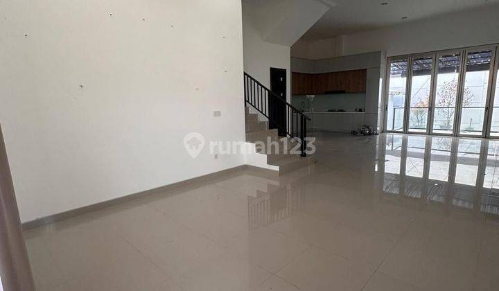 Disewakan Rumah Hook 10x30 M2 Di Cluster Mewah Pik 2, Pantai Bukit Villa 2