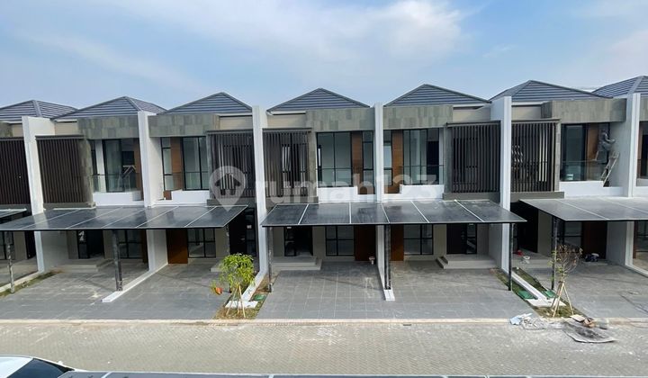 For Rent: PIK 2 Kuningan Village House, Size 6x15 M2, Minimum 2 Years Lease.