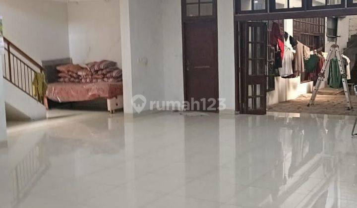 Disewakan RUMAH LUAS di Pluit Karang Permai, ukuran 12x25 m2 2