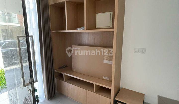 rumah pik2,di sewakan rumah pik2 uk 6x10 furnish brandnew 1