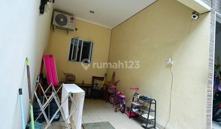 Dijual Cepat Rumah Cantik Tanjung Duren 3 Lantai Dekat Mall 2