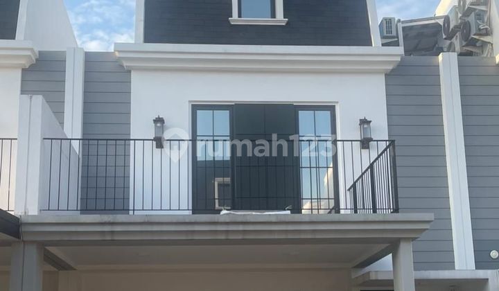 For Sale Mansion House Wisteria Metro Land East Jakarta