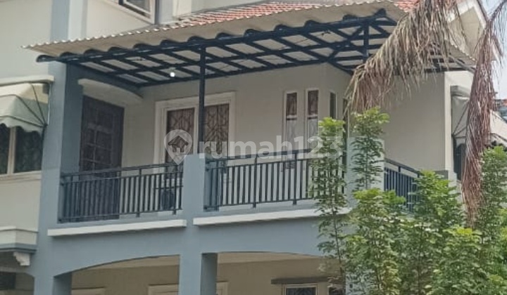 3-Story Corner House Ready to Occupy Fully Furnished in Bukit Gading Mediterania, Kelapa Gading 3-Story Corner House Ready to Occupy Fully Furnished in Bukit Gading Mediterania, Kelapa Gading
