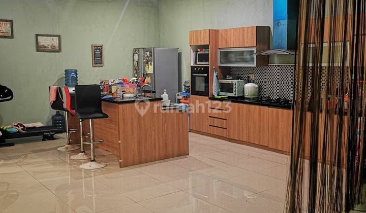 Rumah Bagus 2 lantai full renovasi siap huni 2