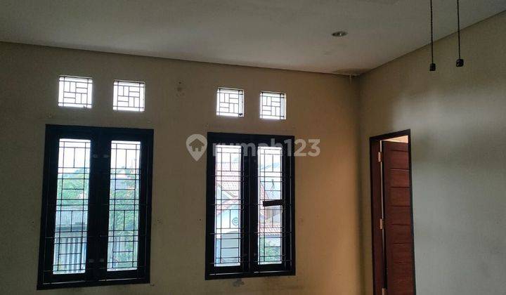 Jual Murah Rumah 2 Lantai Berukuran Luas Asri Banyak Tanaman Di Taman Arcadia Cimanggis Tapos Depok 2