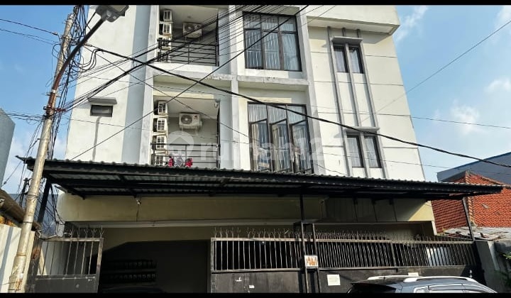 Kost House Still Active 3.5 Floors in Kartini, Pasar Baru, Central Jakarta