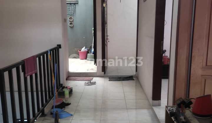 Rumah 2 Lantai 5 Kamar Strategis Di Cikini, Jakarta Pusat Rumah 2 Lantai 5 Kamar Strategis Di Cikini, Jakarta Pusat
