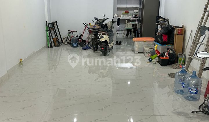 Jual Murah Ruko 2 Lantai Baru Renovasi, Bagus, Bersih, Rapih, Strategis Di Kelapa Gading