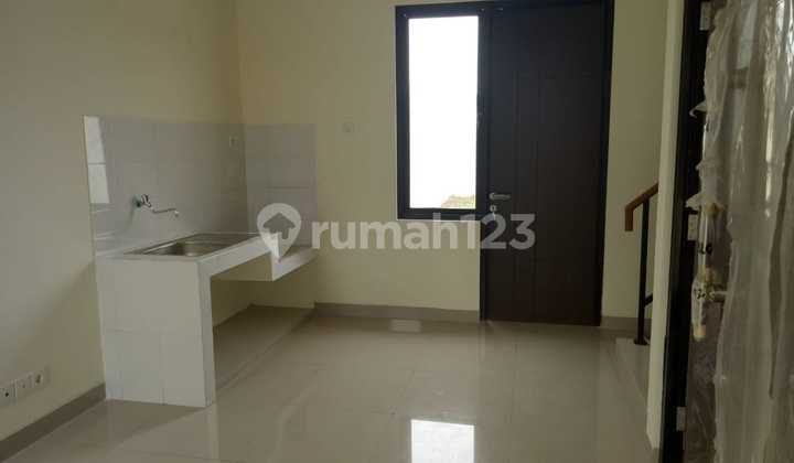 For Sale Ready-to-Live House In Green Ara Harapan Indah Bekasi 2