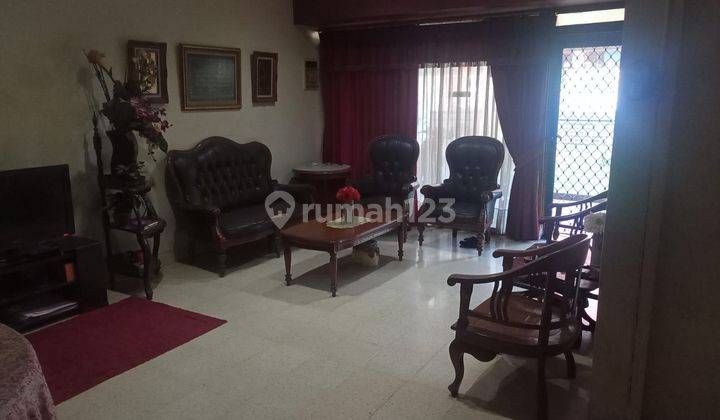 Dijual Rumah Tua Posisi Hoek Di Pulomas Jakarta Timur  1