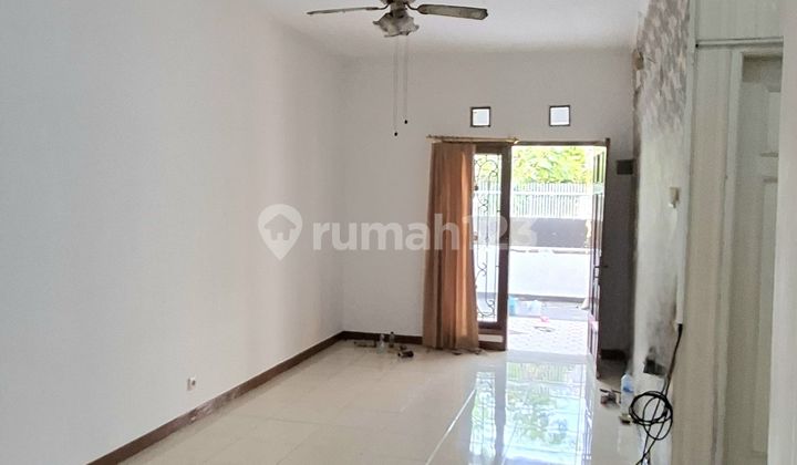 Disewakan Rumah Semi Furnished Di Harapan Indah Bekasi