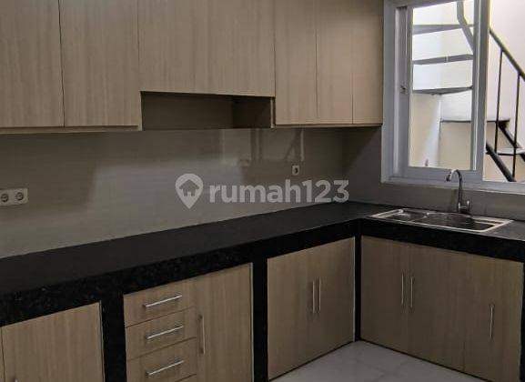 Dijual Rumah Brand New Di Cluster Otista Cawang Jakarta 2