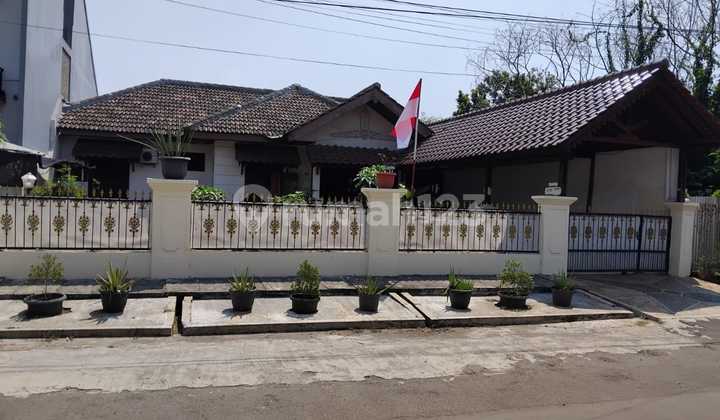 Dijual Rumah Luas Asri Di Perum Jakapermai Bekasi