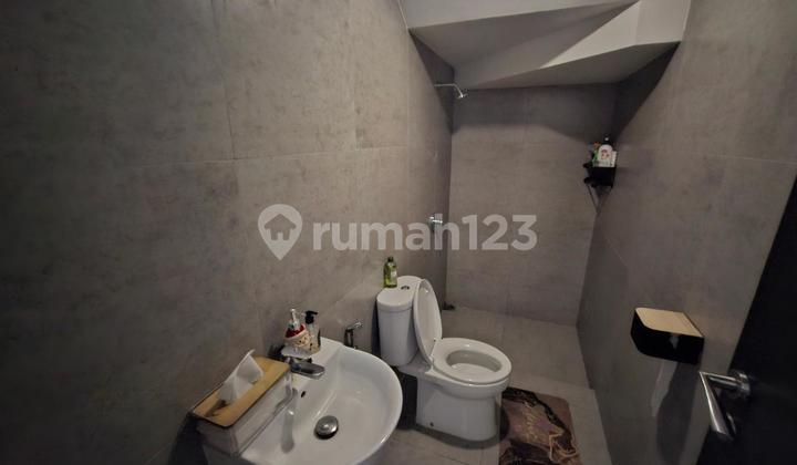 Dijual Rumah Hook Siap Huni di Wisteria, Cakung, Jakarta Timur 2