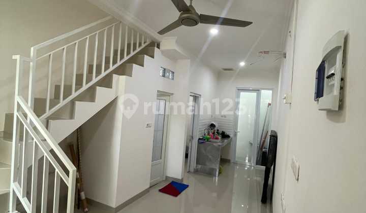 Strategic House for Sale in Jatinegara Lio, East Jakarta 2
