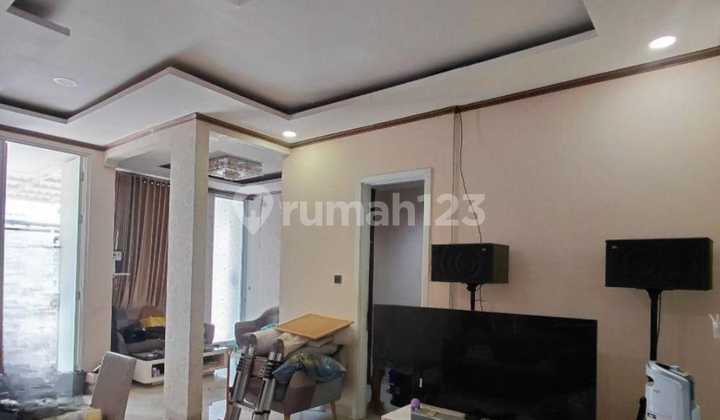 Di Jual Rumah Semi Furnish di Cluster Yarra Jakarta 2
