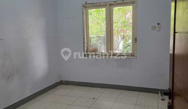 For Sale House with Extensive Land in Bulevard Hijau Cluster 2