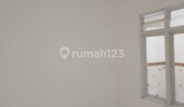 For Rent Ready-to-Live House in Manhattan Cluster Bekasi 2