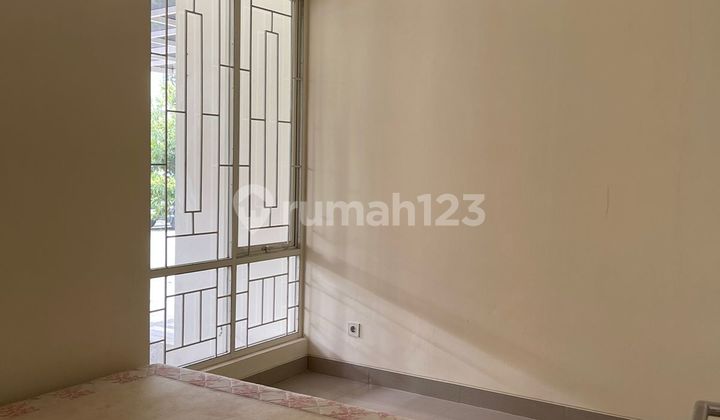Disewakan Cepat Rumah 2 Lantai di Harapan Indah 2 2