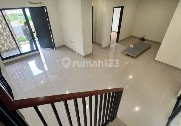 Rumah dengan tambahan Skylight Lokasi Gading serpong dekat kampus 2