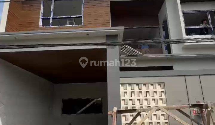 (PA) RUMAH MODERN BARU DI GATOT SUBROTO BARAT 1