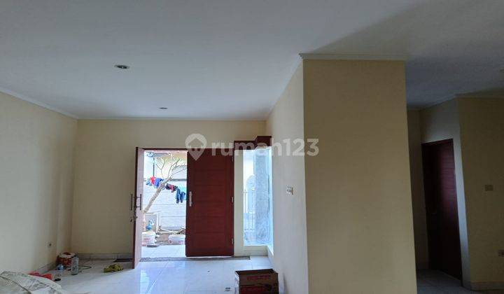 (arsn) GATOT SUBROTO MINIMALIST HOUSE 3 BEDROOM 2