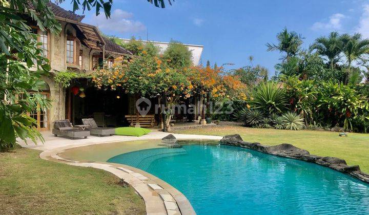 (DW) FREEHOLD VILLA WITH LUSH GARDEN IN UMALAS 1