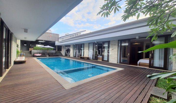 (DA) 5 BEDROOMS VILLA WITH SEA VIEW IN NUSA DUA  2