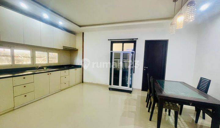 (J85) MODERN HOUSE IN THE CENTER OF DENPASAR CITY  2