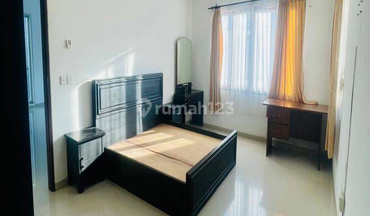 (J85) MODERN CITY CENTER HOUSE IN RENON 3 BEDROOM  2