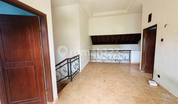 Spacious House Near Hospital and School in Denpasar Buana Rata