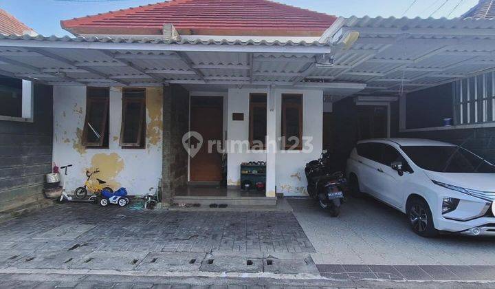 (K25) Minimalist House With Comfortable Environment Wide Access In Pemogan 2