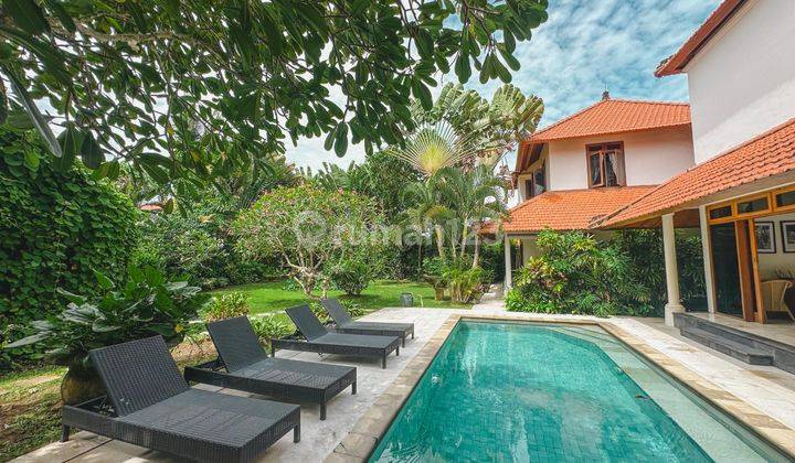 [g59] Villa Dengan Halaman Luas Dan Furnished Dekat Pantai Pererenan 1