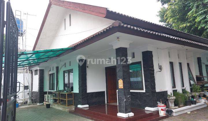 Rumah 2 Lantai Bagus Unfurnished SHM Kebayoran Lama Jakarta Selatan 1