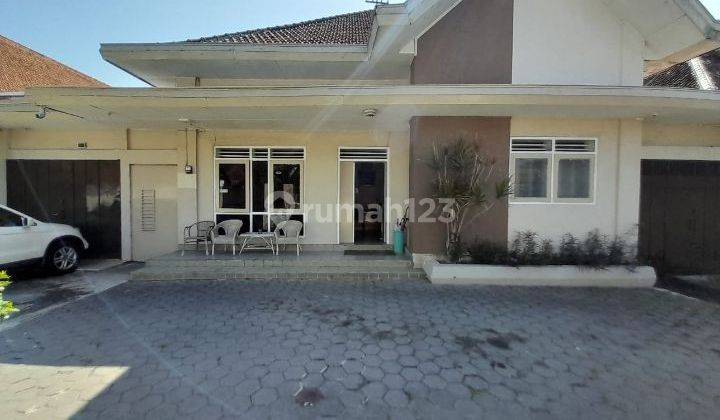 Jual : rumah antik di jl.AR Saleh , SOLO  1