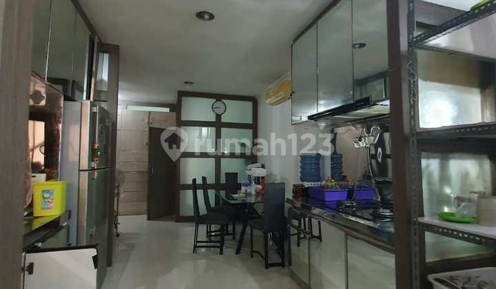 For Sale "Sunter Permai" Commercial Building on Danau Sunter Street, North Jakarta.