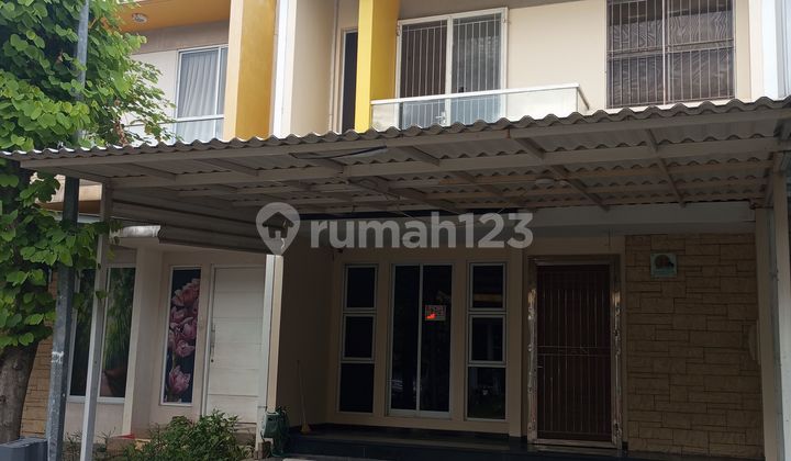 Rumah Luas 3 lantai di green lake city cluster australia