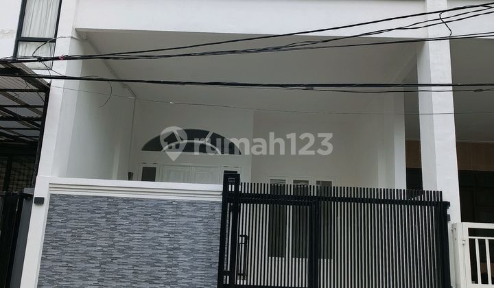 Rumah Baru di Bojong Indah 2,5 Lantai