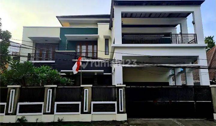 Dijual Rumah Siap Huni di Menteng 1