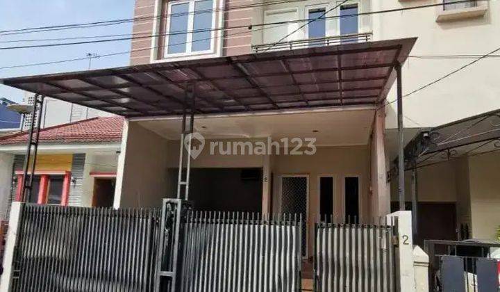 Dijual Cepat Rumah Minimalis di BCS Kelapa Gading 1